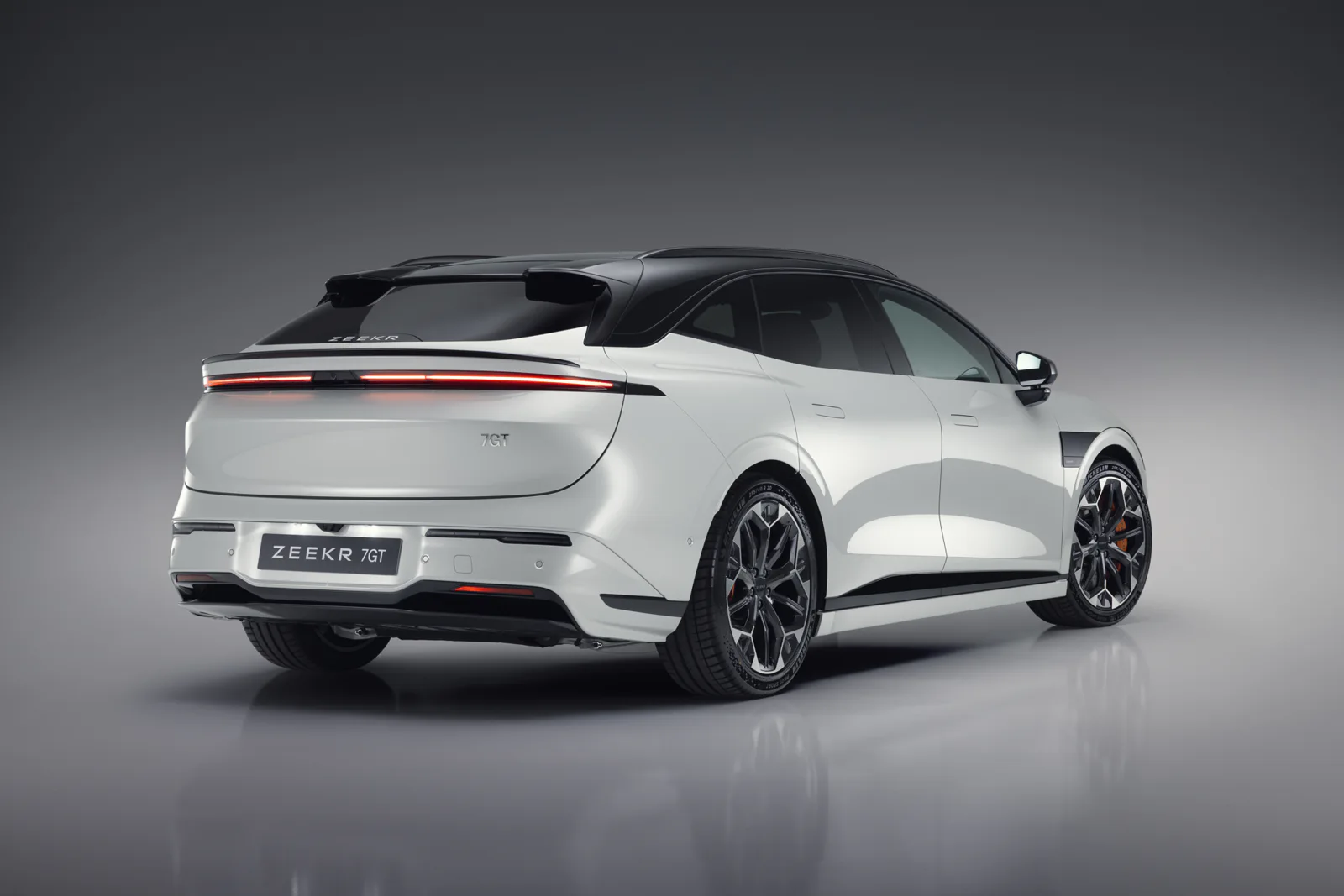 Zeekr 7GT (13)