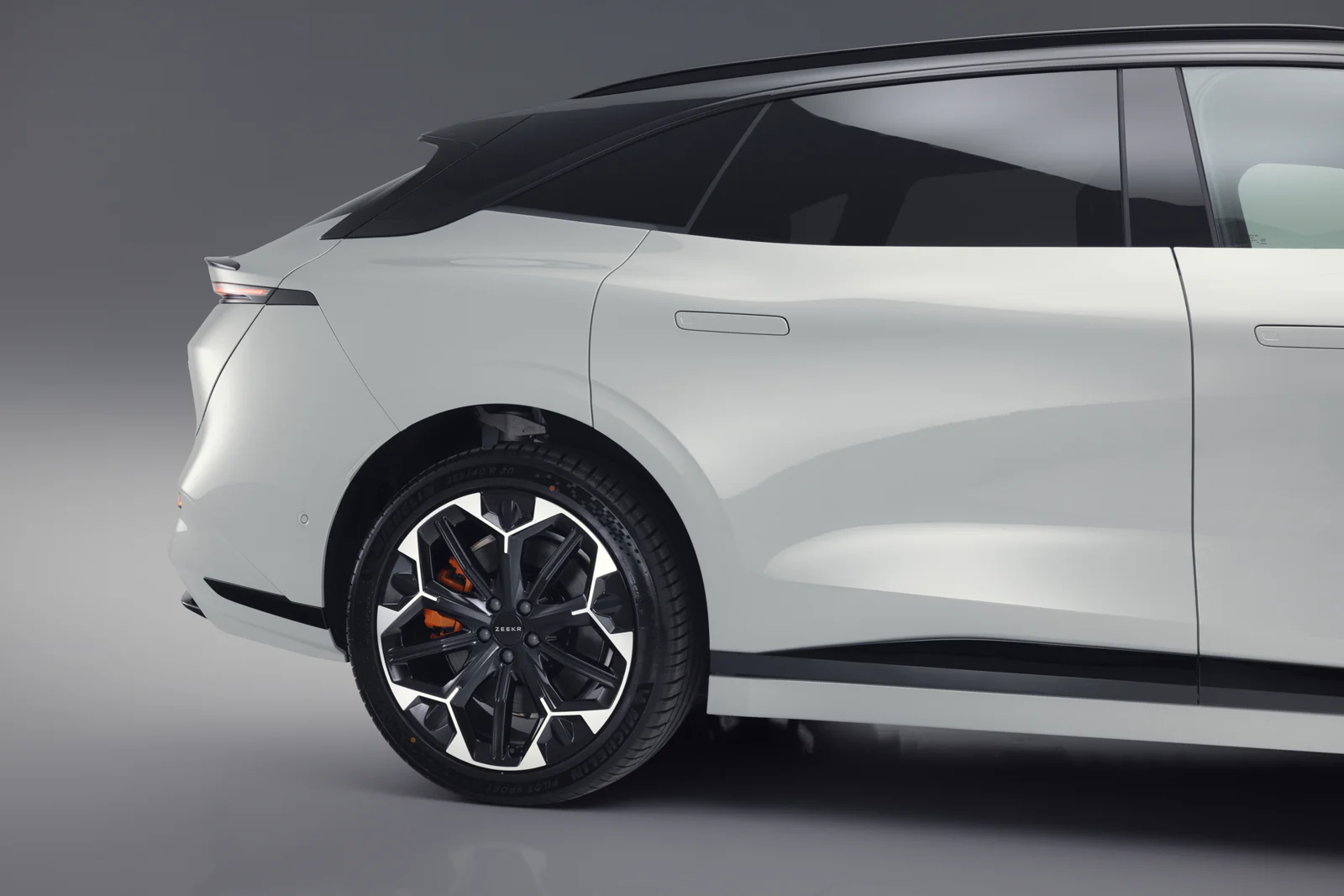 Zeekr 7GT (14)