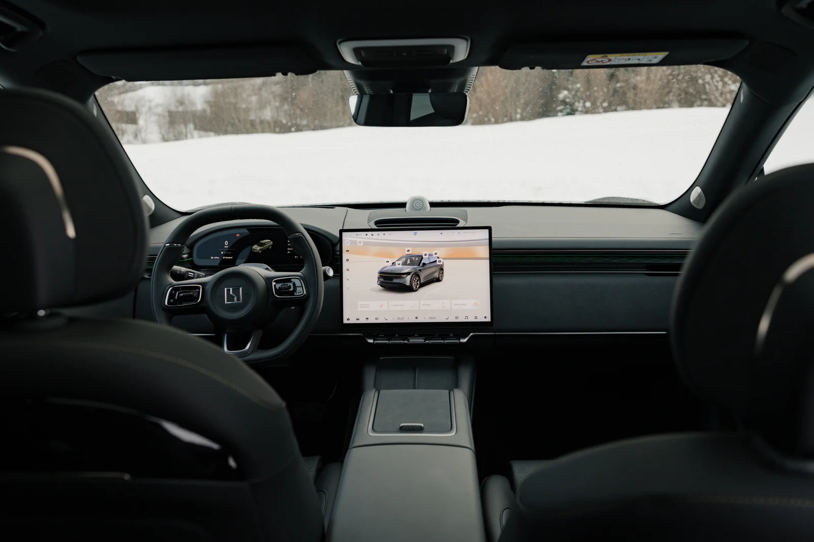 Zeekr 7X Remote Straight Park Assist (1)